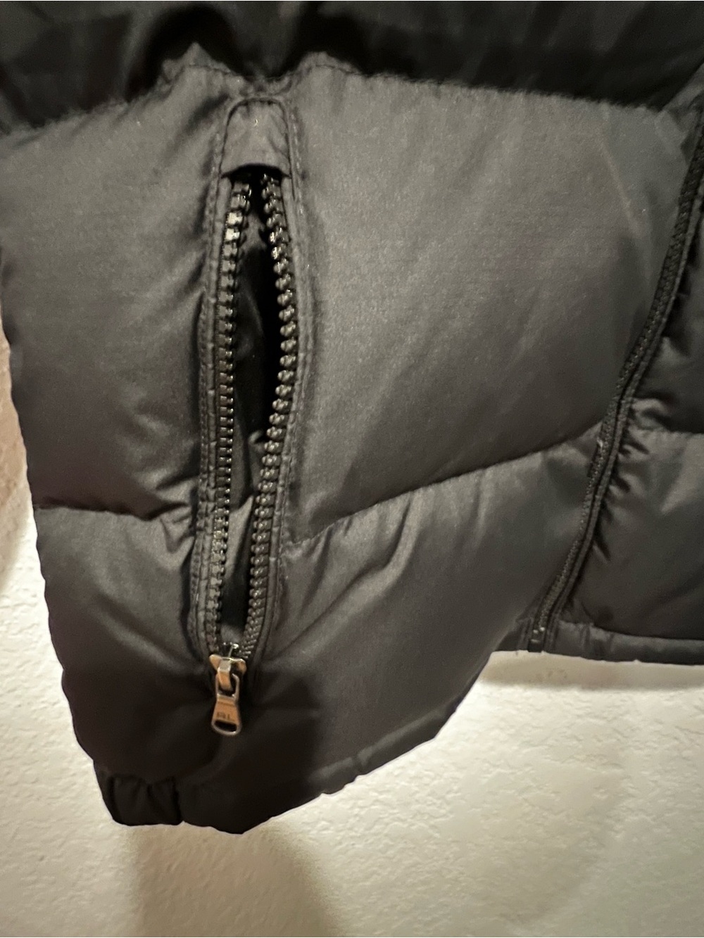 Boys Ralph Lauren Black Hooded Down Jacket. Size (10/12) - Picture 9 of 12